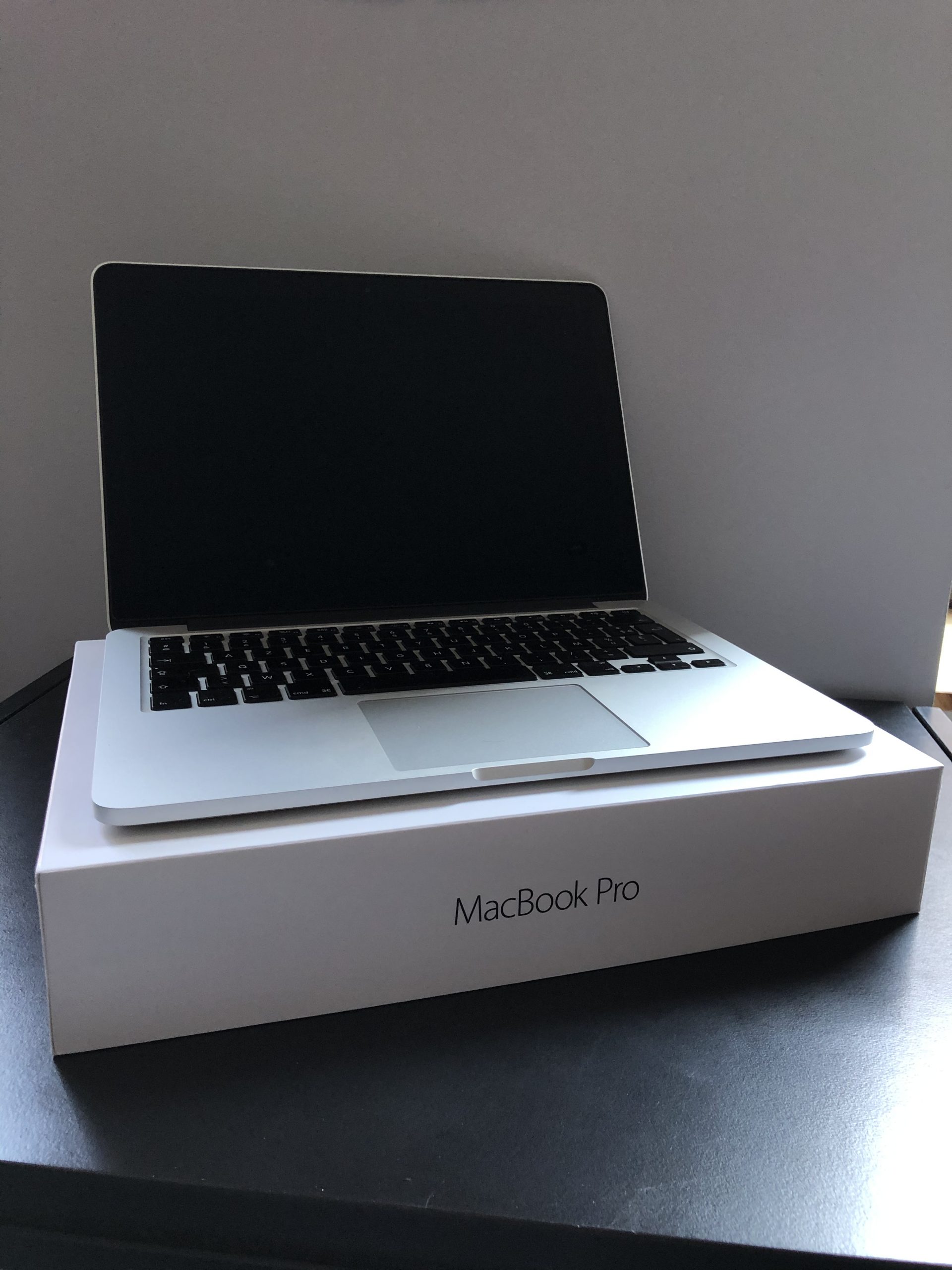2015 macbook pro 13 for sale