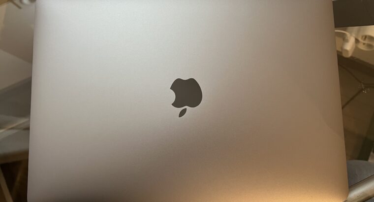 MacBook Pro M1 13 pouces, 256GO, Gris sidéral