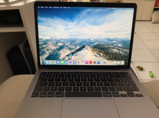 MacBook Air 2020 13″ Core i7 256Go – RAM 8Go