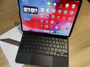 iPad Pro 11″ – Nov 2019 – 256 Go + Magic Keyboard