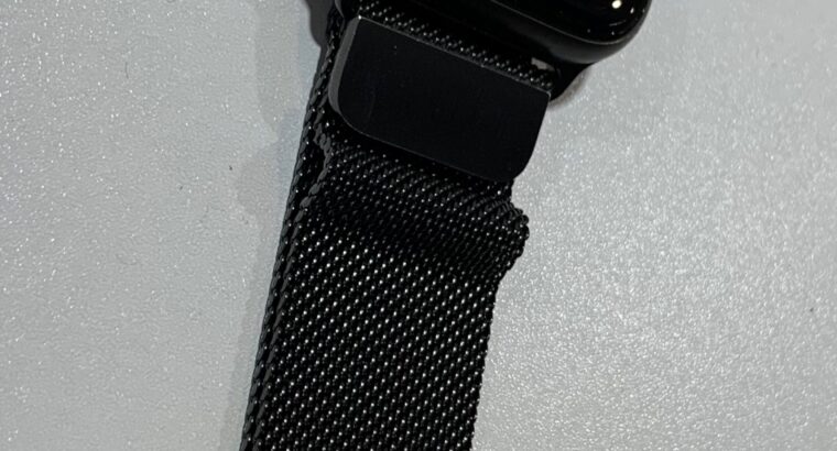 Apple Watch Series 5 GPS + Cellular en Titane noir