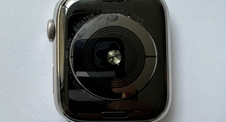 Vends Apple Watch Séries 4 Cellulaire 44 mm Acier