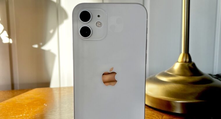Apple iPhone 12 – 64 Go – Blanc + Coque