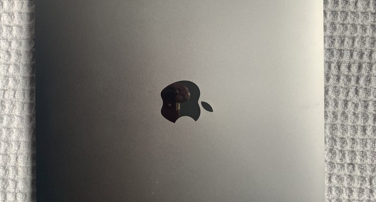 MacBook Air 13″ 2018