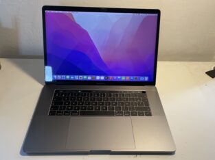 MacBook Pro touchbar 15