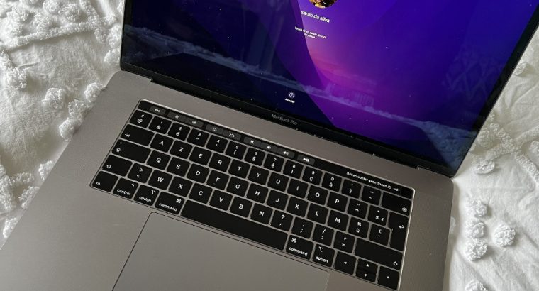 MacBook Pro 15″ (2018) – AZERTY