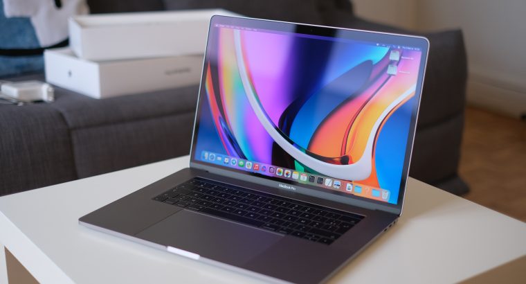 MacBook Pro Touch Bar 2016, 1 To, Radeon Pro 460