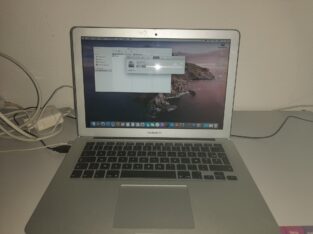 MacBook Air 13 Intel Core i5 1.8 GHz 4Go SSD 128Go