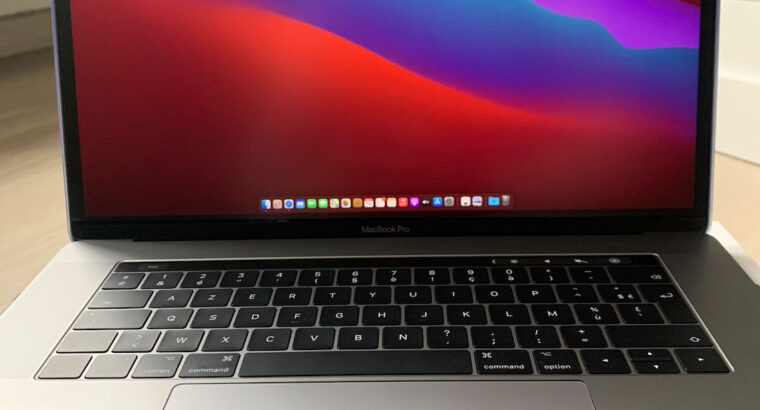 MacBook pro 15′ Touch Bar
