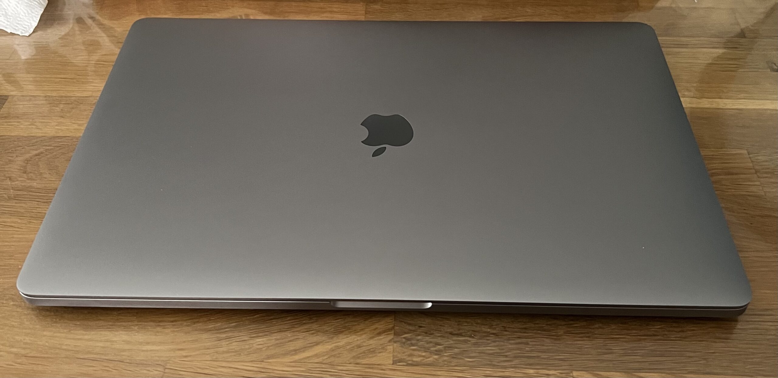 Vends MacBookPro 16 de Mai 2020