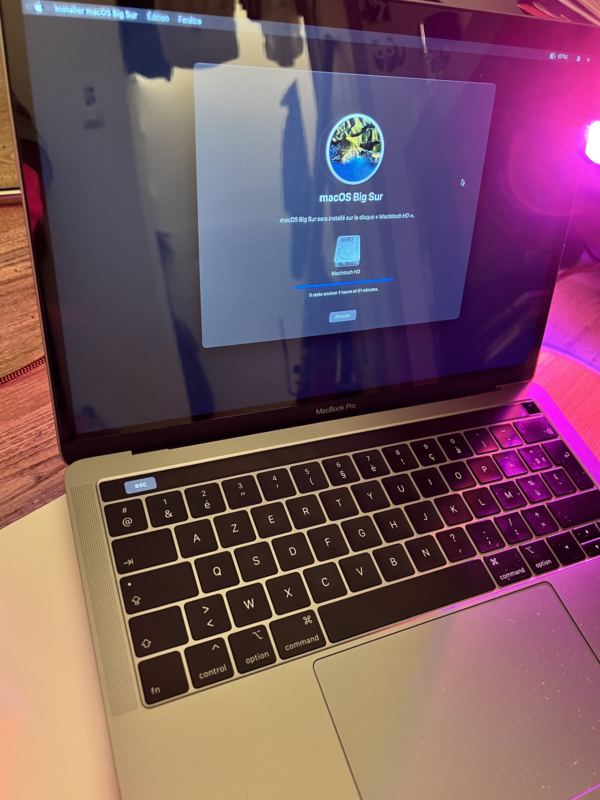 Macbook pro 13 2019. Touch Bar. 256go