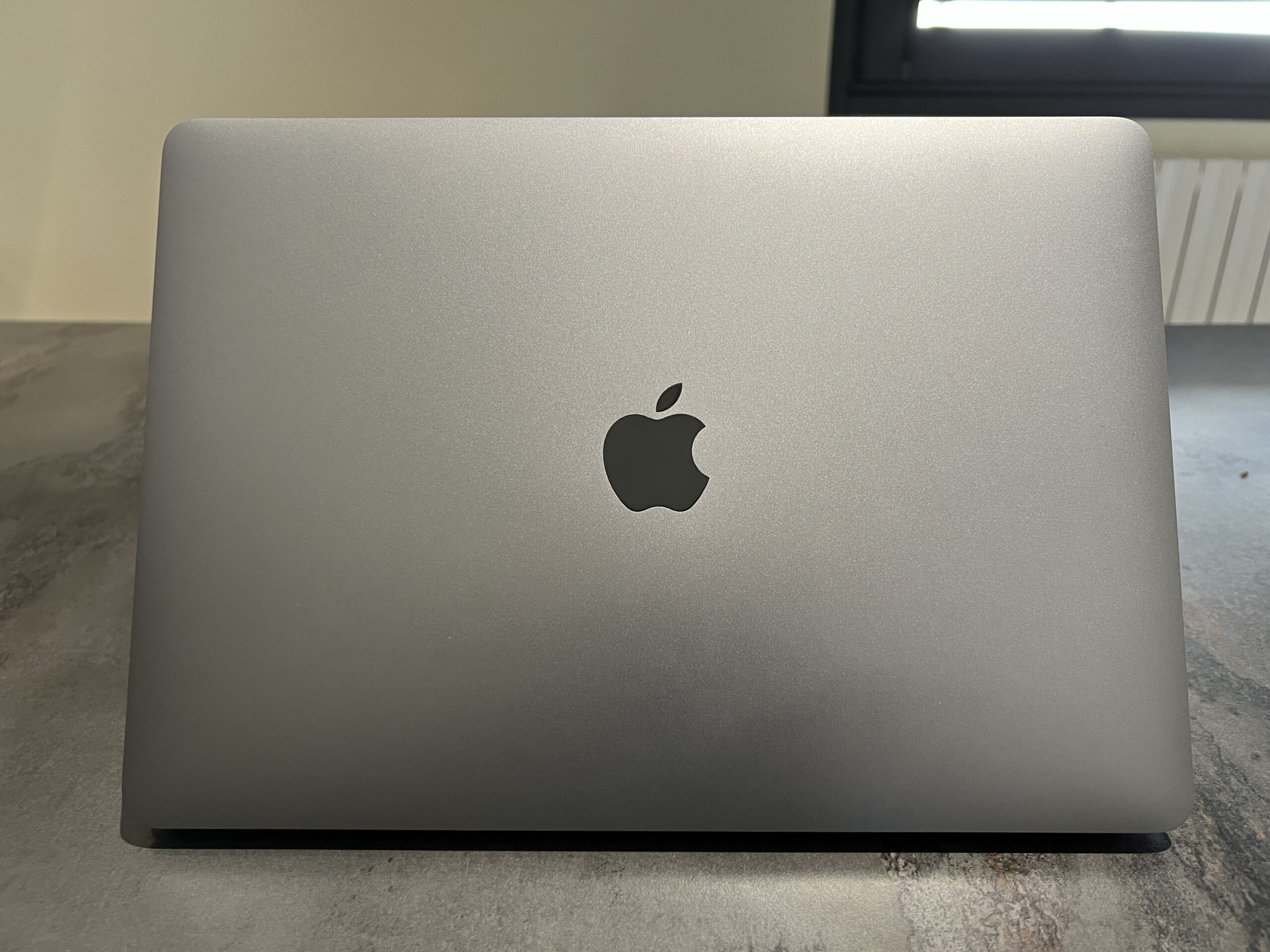 MacBook Pro 2020, 256 Go, 8 Go de ram