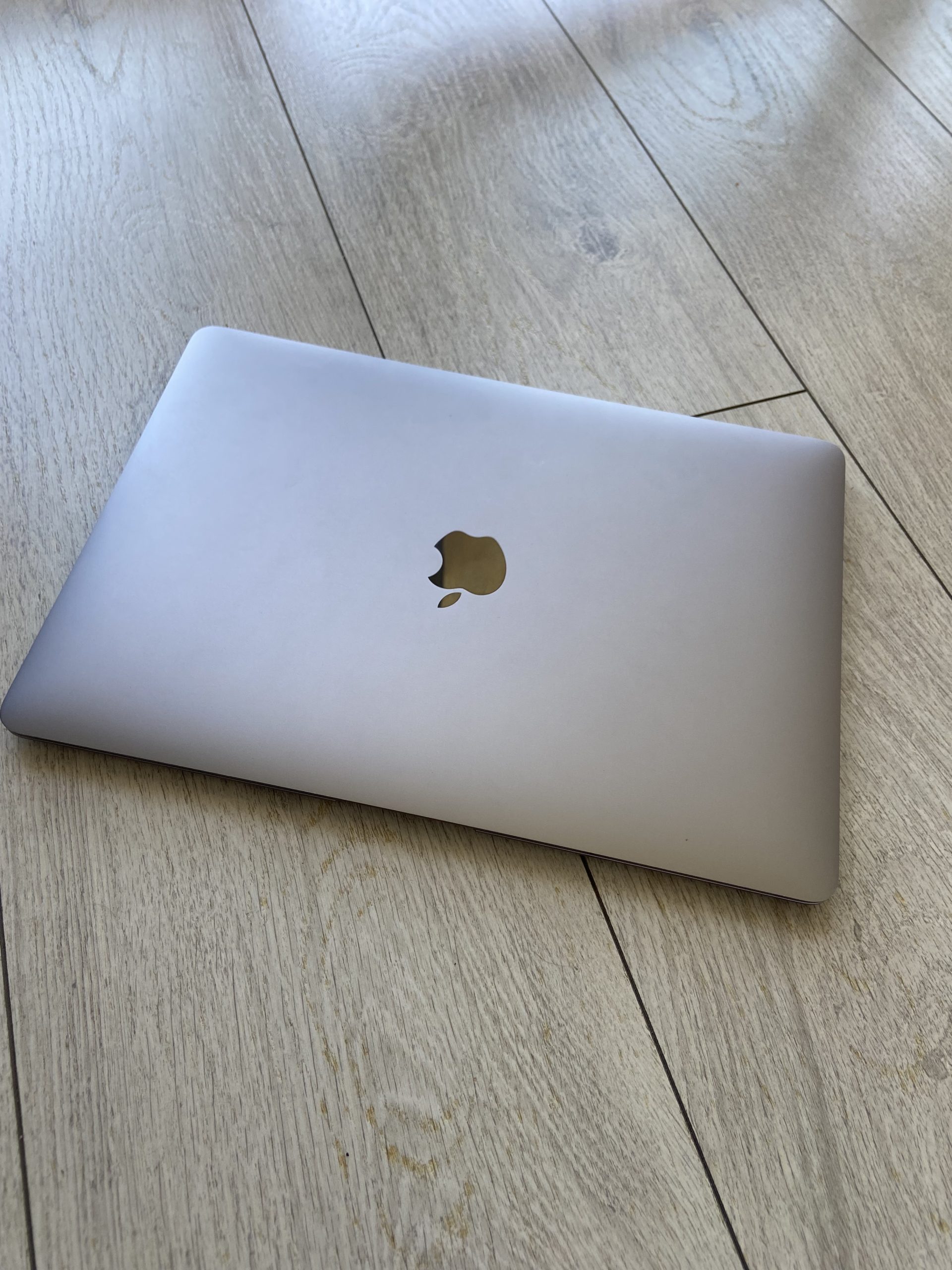 MacBook Air 13″ – Core i5 1,6Ghz – SSD 256Go – 8Go