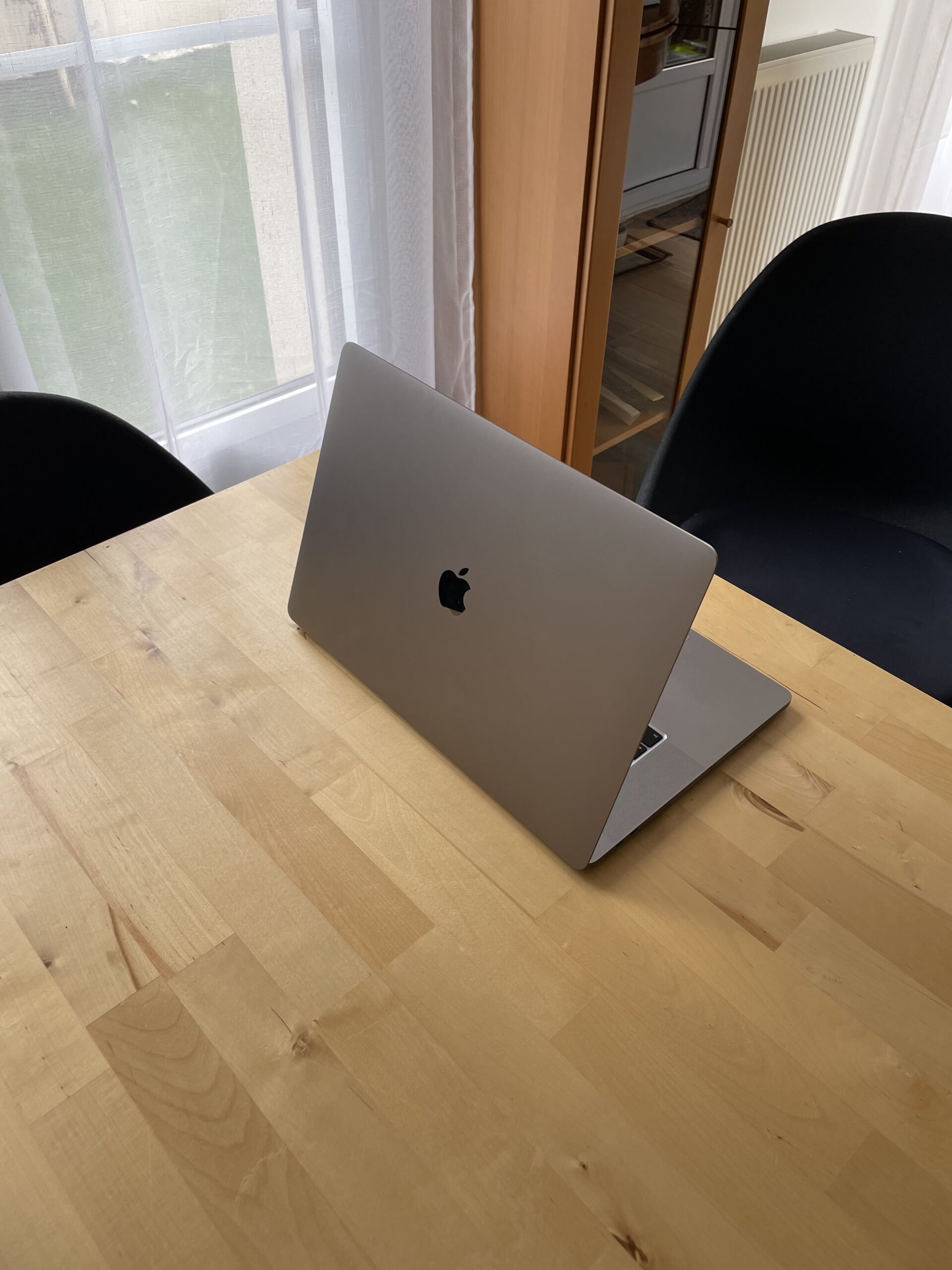 Macbook Pro 16 Core i9 2.4GHz 32GB/1TB 2019