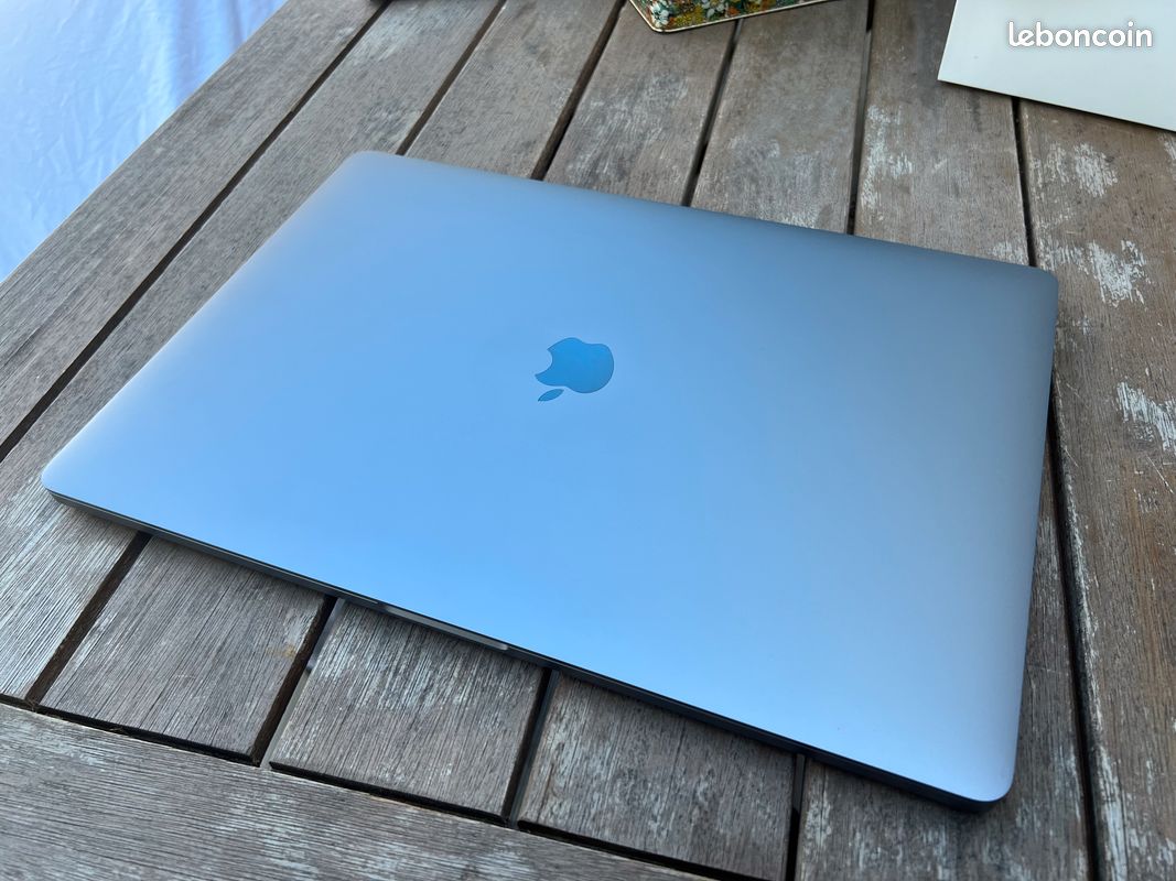 MacBookPro 16 1To 32go i9 (8 coeurs)