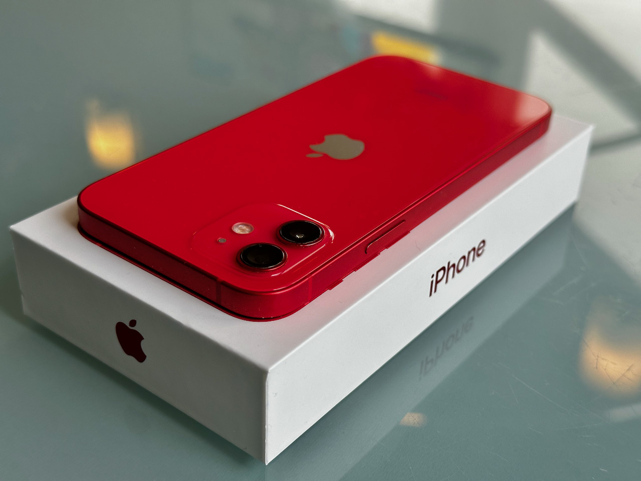 iPhone 12 128Go RED