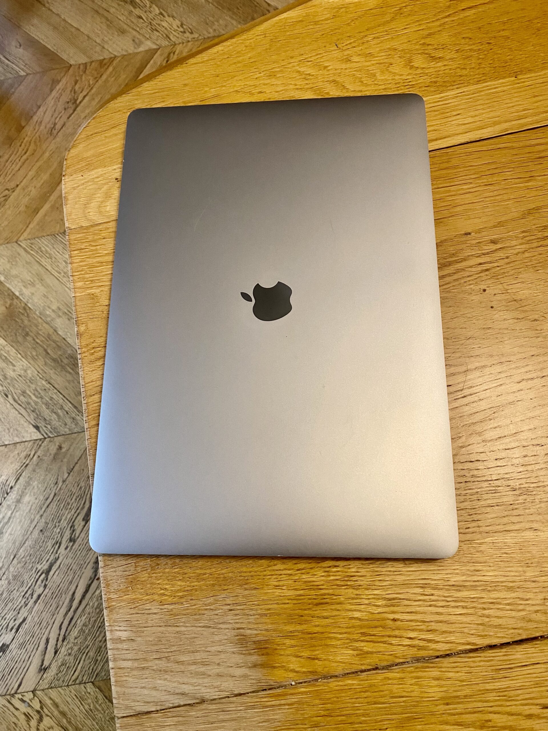 MacBook Pro 16″ 2,6GHz – i7 – 32Go – 1TSSD