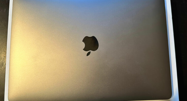Apple Macbook pro M1 13 pouces/16Go ram/2To DD