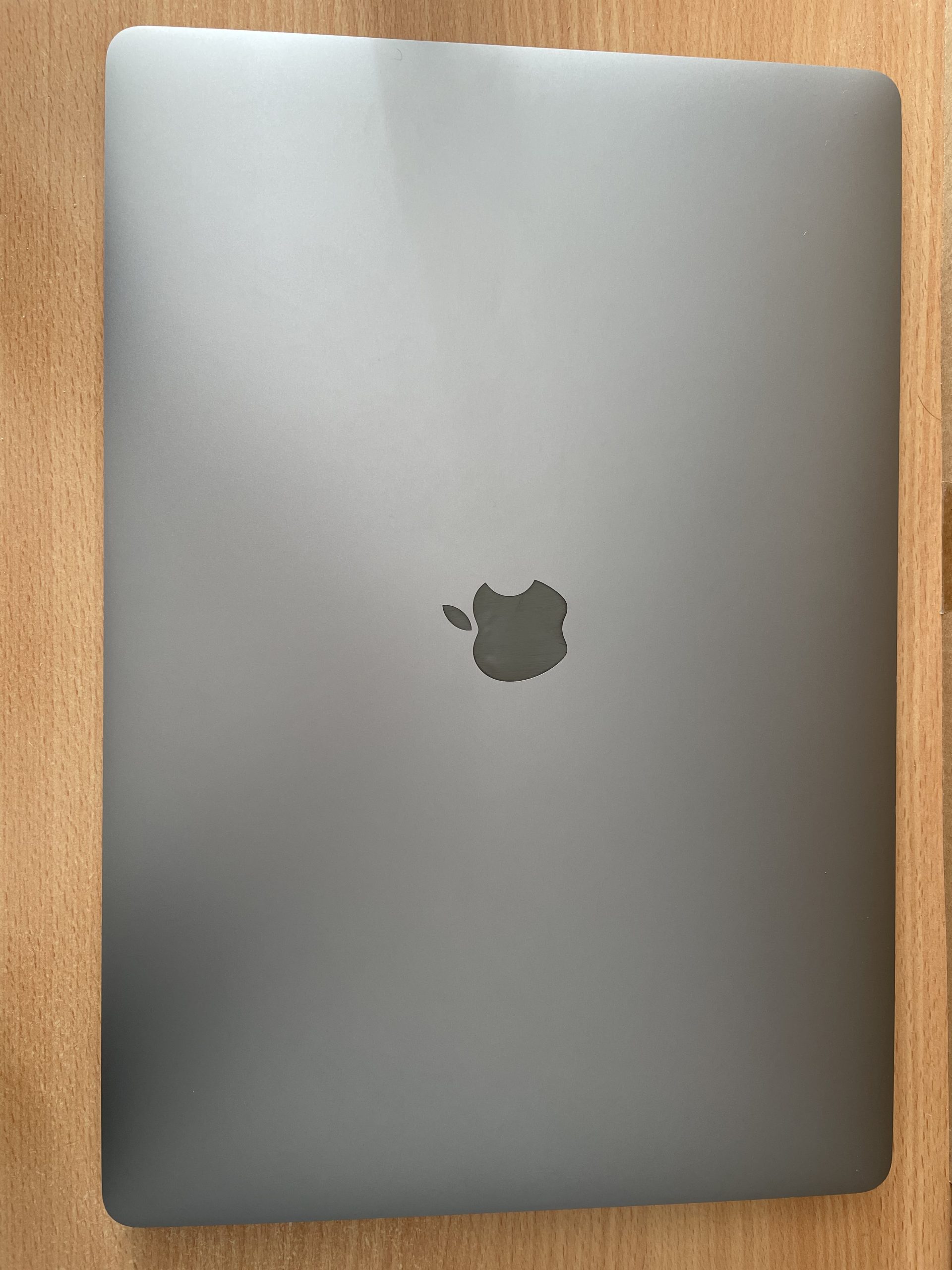 MacBook Pro 16 – 2019, intel Core i7, Radeon Pro 5
