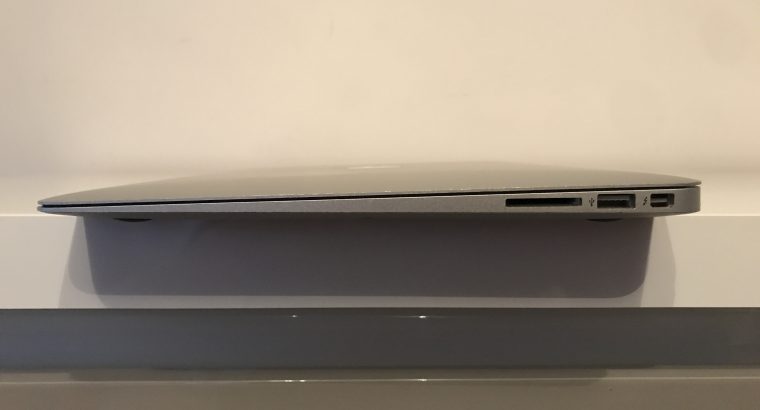 MacBook Air 13″ – Core i7 – SSD 512Go – RAM 8Go