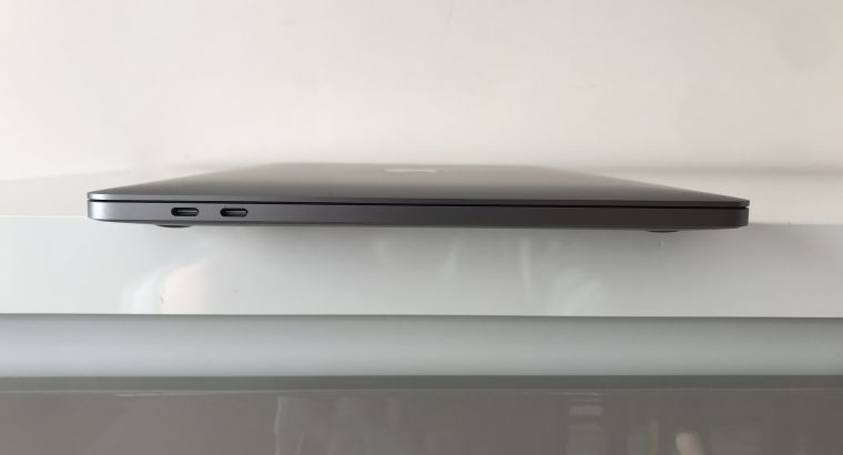 MacBook Pro 13″ Core i5 1,4Ghz – SSD 256Go – 16Go
