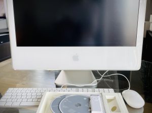 Apple iMac 24 pouces 2,16 GHz (Intel)