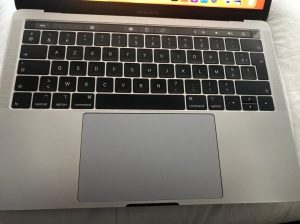 MacBook Pro 13,2018,four thunderbolt 3 ports