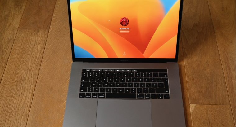 MacBook Pro 15 pouces 512Go 16Go 2017
