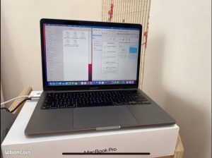 MacBook Pro 13 p / 16Go de ram 8 cœurs / 256 Go