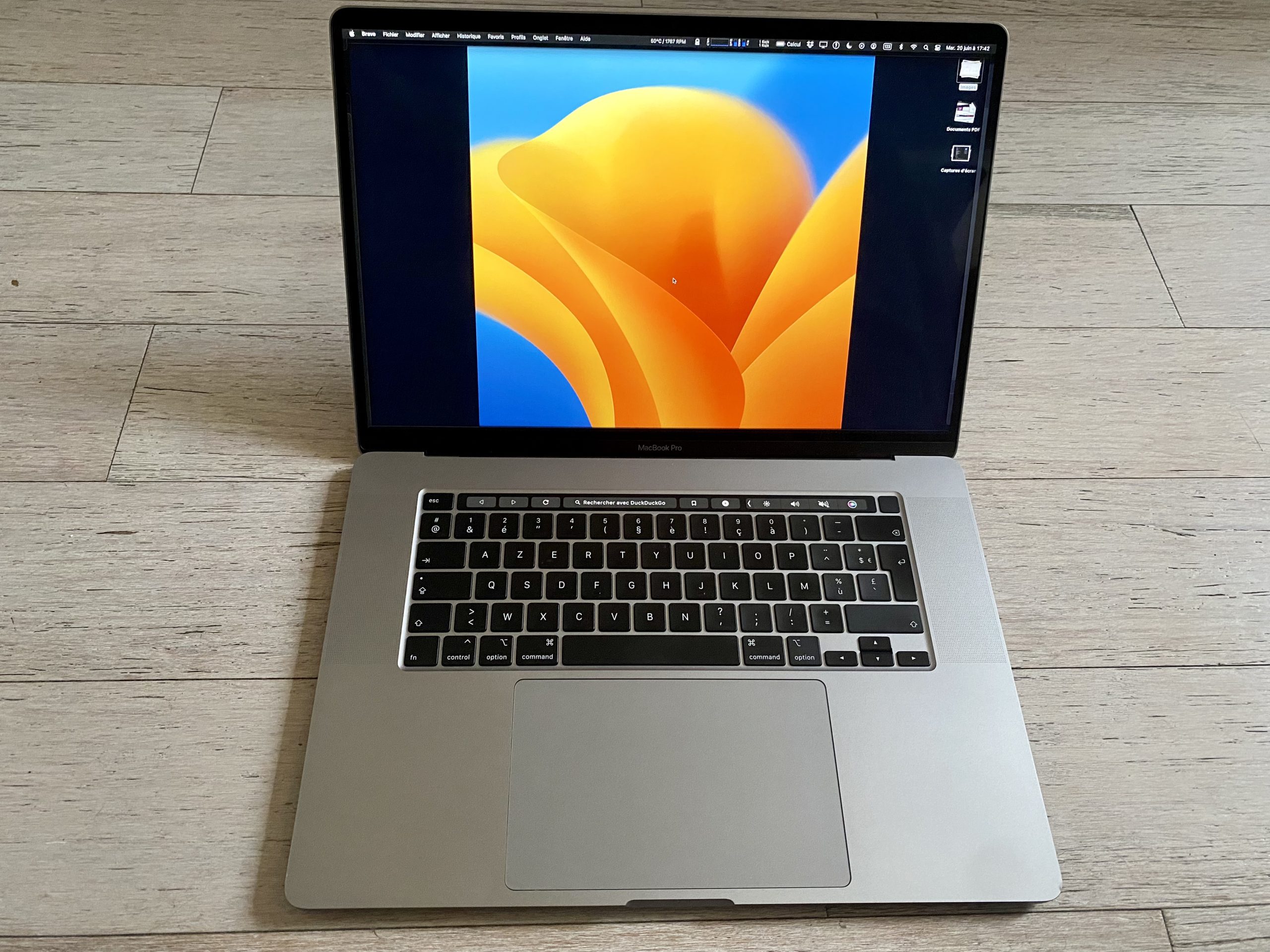 MacBook Pro 16″ i9 2,3 GHz – 32 Go ram – 2 To SSD