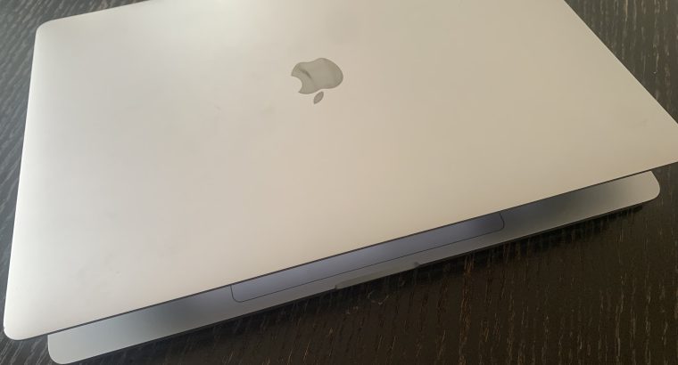 MacBook Pro 16″ i9 2.4GHz 64GB 1To SSD