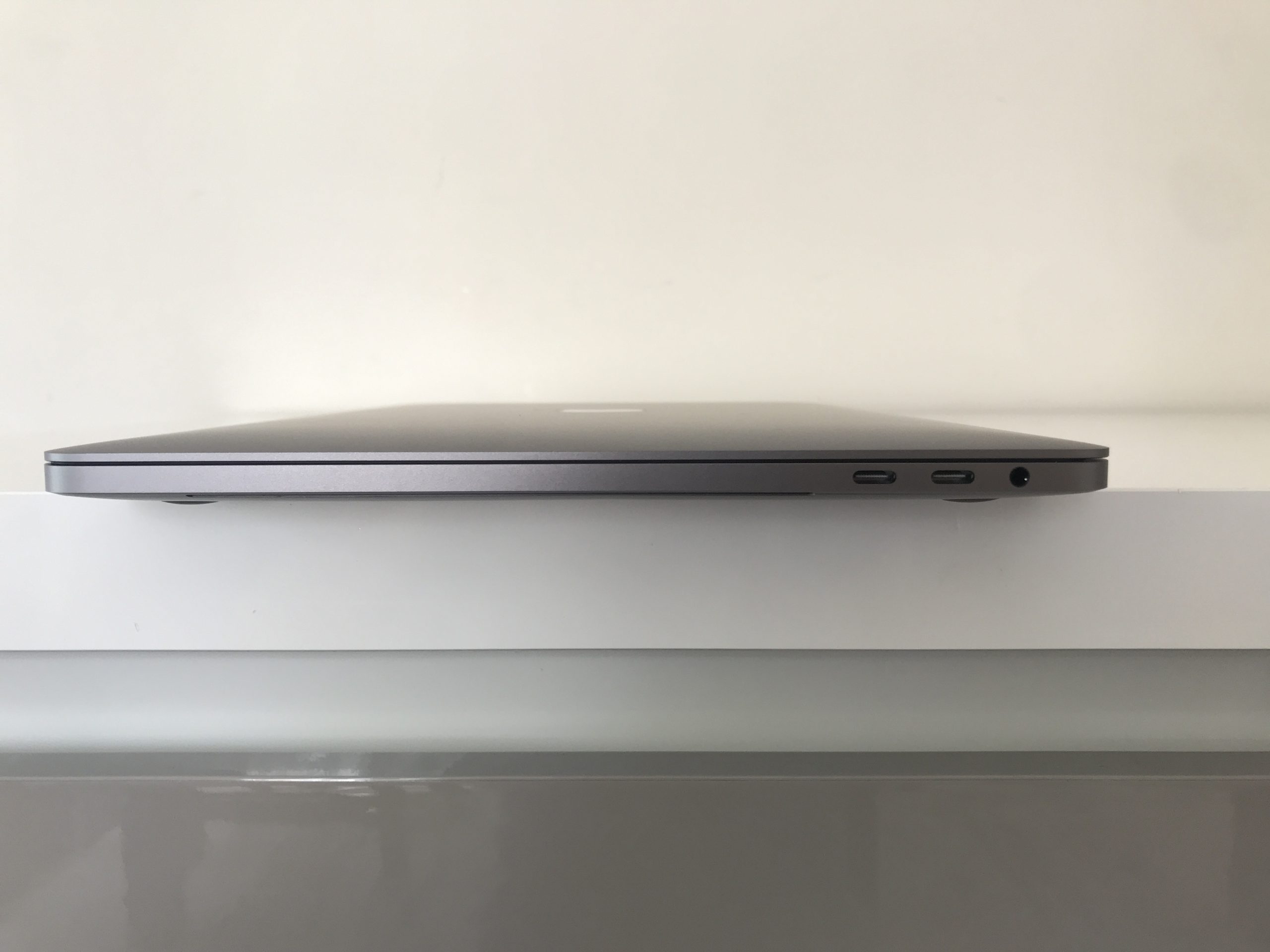MacBook Pro 13″ 2017 Core i5 – SSD 512Go – RAM 8Go