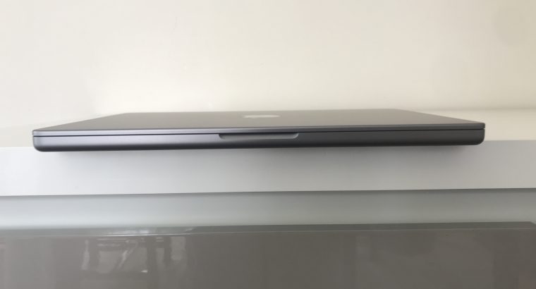 MacBook Pro 14″ M1 Pro 2021 – SSD 512Go – RAM 16Go