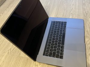 Macbook Pro 2019 TouchBar 15,4 pouces