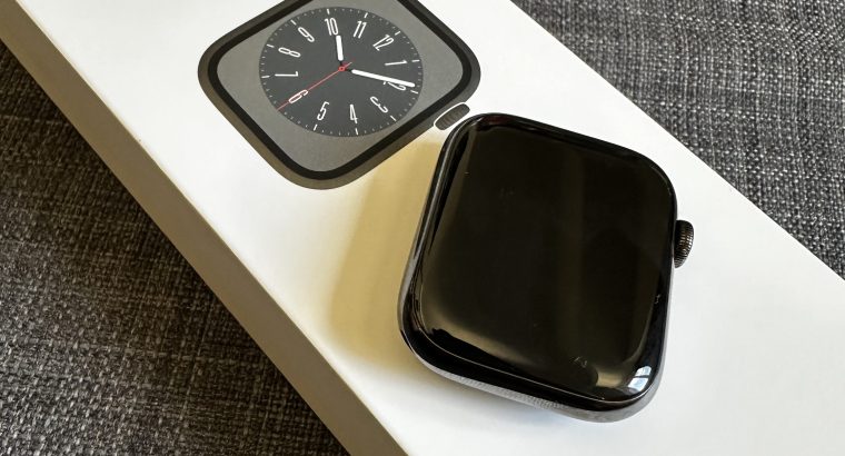 Apple Watch Series 8 45mm GPS + Cellular Acier Ino