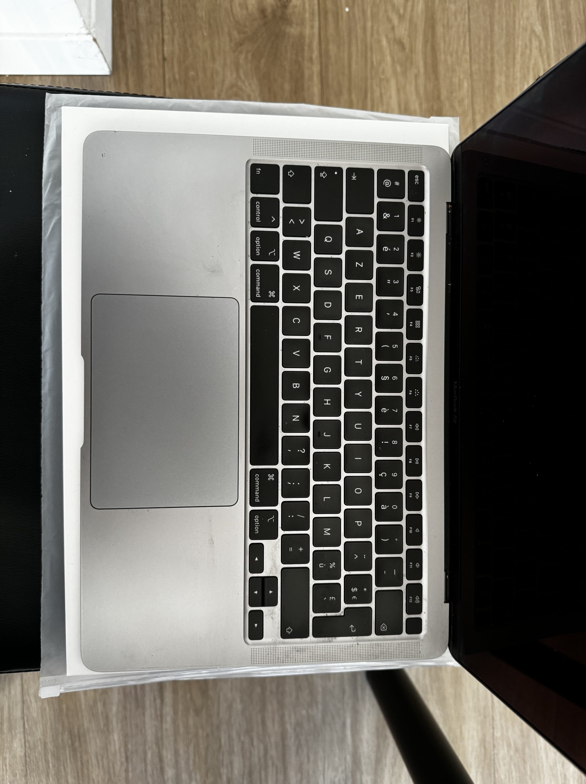 MacBook Air 13 » 2020 i7 / 16 Go de Mémoire / 1To