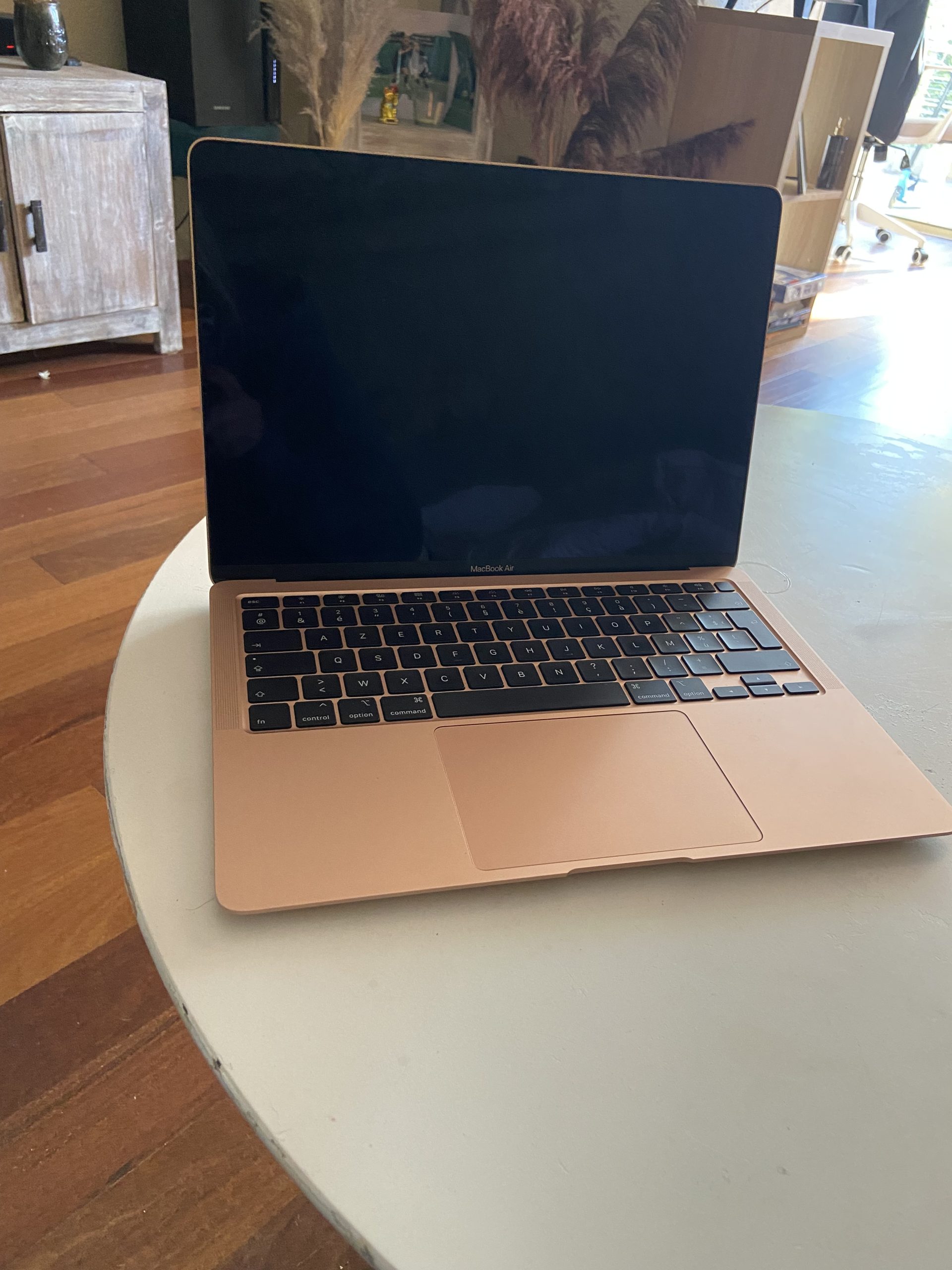 Vends MacBook Air 💻 13.3 LED 2020