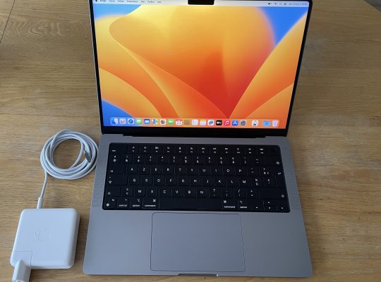 Macbook Pro M1Max 10/32 – 64 Go – 4To