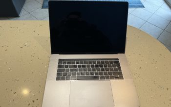 Macbook Pro 15 2018 comme neuf