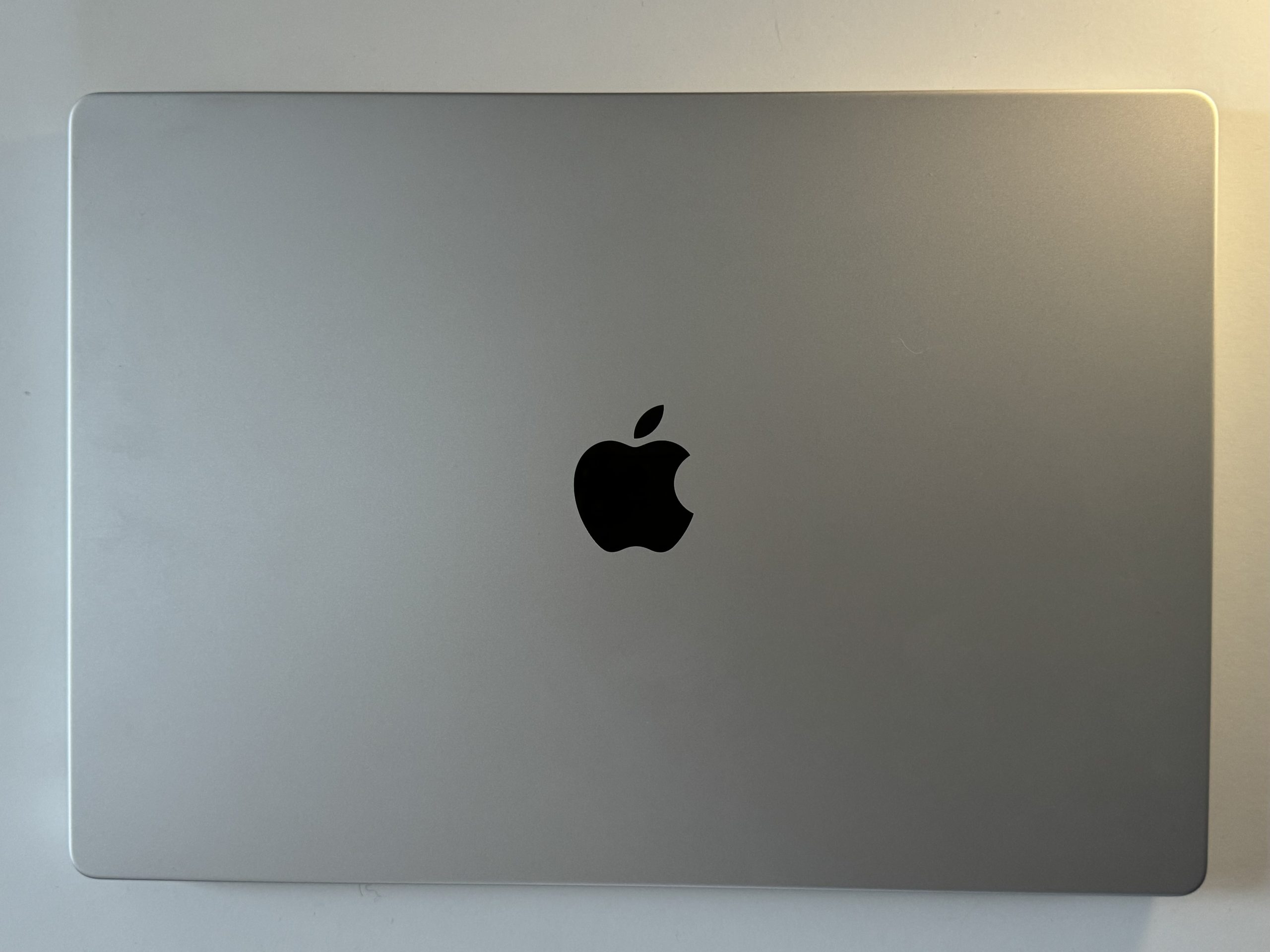 MacBook Pro (16″, 2021) – M1 Pro 16 Go MU SSD 512