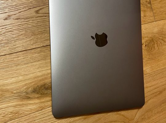 MacBook Pro 13 pouces, M1, 2020 complet