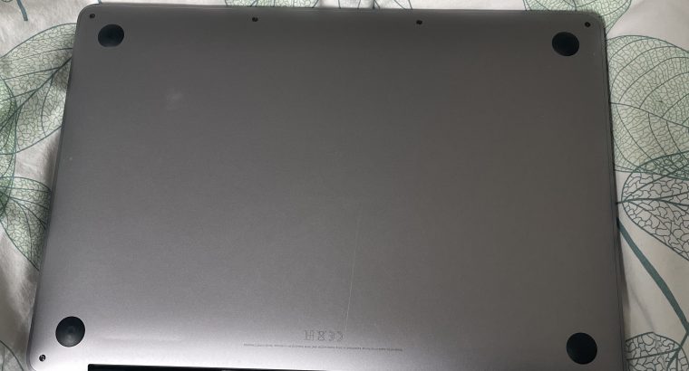MacBook Pro 13 pouces, M1, 2020 16GOram 256 GO SSD