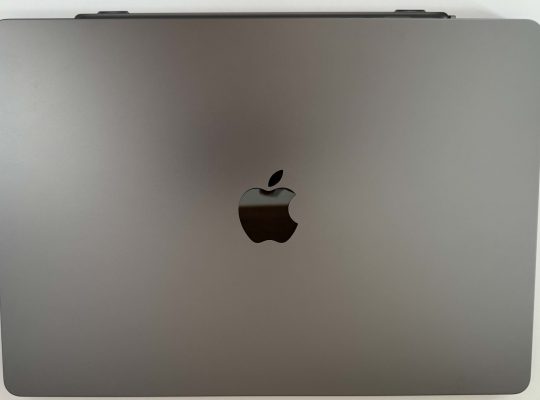 MacBook Air M2 15 pouces SSD 256 RAM 8 2023