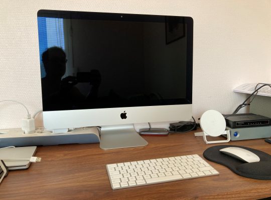 iMac 4K 21,5 8 Go i3 3,6 GHz 1 To HDD 512 Go SSD