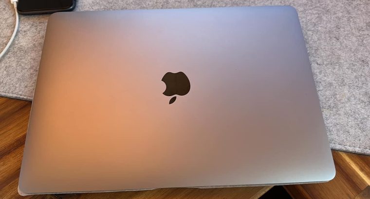 MacBook Air 13″ intel 2020