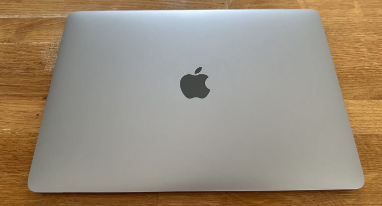 MacBook Pro 13″ 2017 – Core i5 – 8 Go – 500 Go