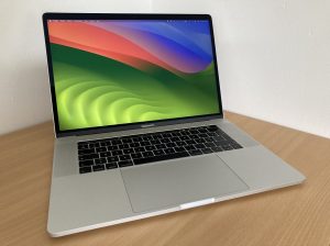 MacBook Pro 15 pouces 2019 / i7/ 16Go / 512 SSD