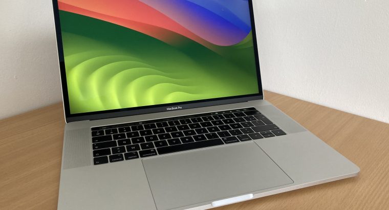 MacBook Pro 15 pouces 2019 / i7/ 16Go / 512 SSD