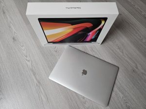 MacBookPro 16 pouces Révisé à neuf (8 To/64Go)