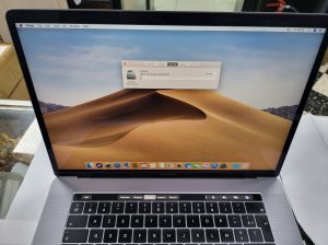 MAC BOOK PRO M1 2020